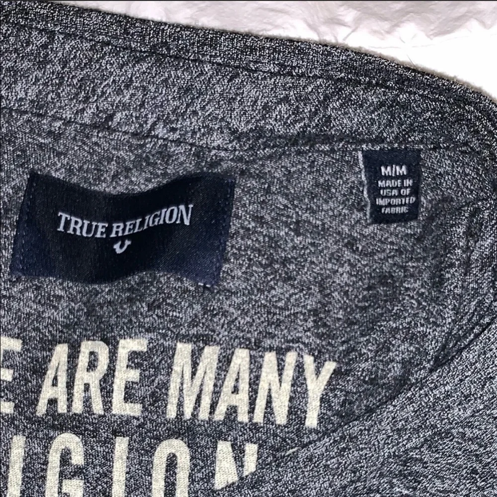 Classic True Religion T-shirt with discrete logo